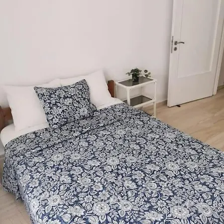 Michel Artemis Apartment